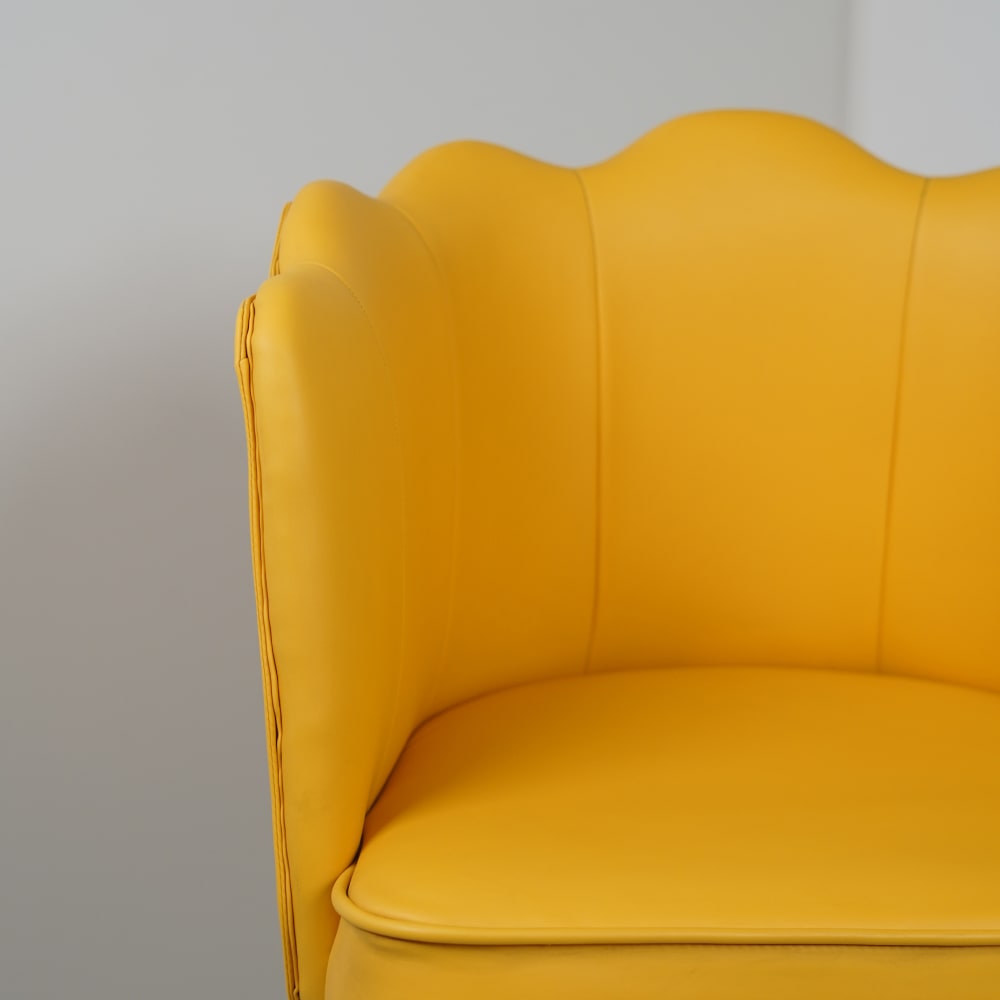 Bounce Leather Yellow Dining Chairs for Restaurant