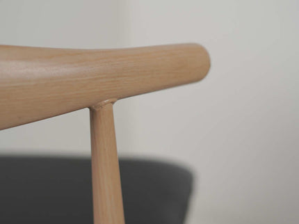 Hansa Light - Metal Restaurant Chair with Wooden Finish