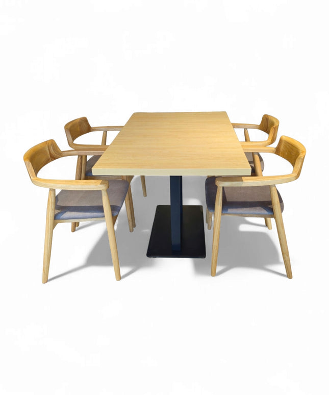 Tinder Light 4 Seater Set