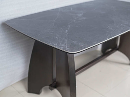 Willy 6 Seater Dining Table